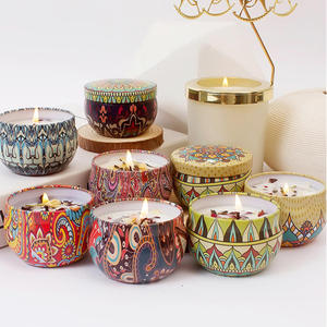 Velas Aromáticas de Parafina en Latas de Hierro que Crean un Ambiente Acogedor y Sirven como Decoración Elegante para el Hogar - Product Image 3