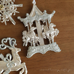 Adornos para Árbol de Navidad, Decoraciones Navideñas con Diseño de Ciervos y Copos de Nieve Color Champán para Fiestas en Casa y Decoración Navideña - Product Image 5