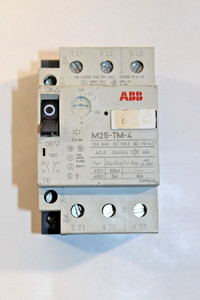 Interruptor de Circuito de Motor M25--4 para PLC - Product Image 4