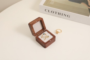 heirloom-style Vintage Tiny artisanal Walnut Wood Ring <b>Case</b> <b>Small</b> Retro Jewelry Organizer - Product Image 2