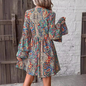 Vestido Mini Boho con Estampado Floral, Cuello en V, Mangas Campana, Cintura Alta, Casual, para Verano, <span class=keywords><strong>Playa</strong></span>, Vacaciones, Venta al Por Mayor - Product Image 2