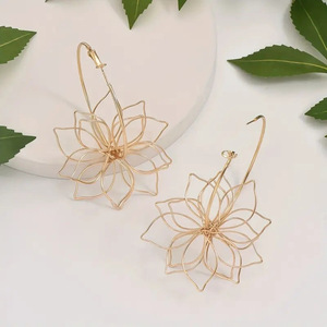 Eleganti Orecchini da Donna in Stile Bohémien, Creativi a Forma di Fiore in Filo di <span class=keywords><strong>Ferro</strong></span> Traforato, Miglior Regalo per Amiche N95166 - Product Image 5