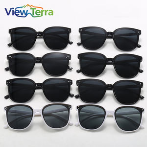 工場直販 偏光サングラス UVカット ブラック ホワイト PC 大型フレーム おしゃれなサングラス 男女兼用 - Product Image 1