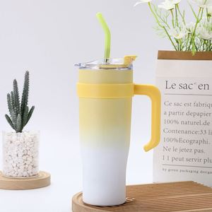 แก้วน้ำเก็บความเย็นขนาด 40 ออนซ์ รุ่น Car Ice Bully Handle Travel Mug พร้อมฝาปิด หลอดดูด กันลื่น รับผลิตแบบ ODM OEM และสกรีนโลโก้ตามสั่ง - Product Image 3