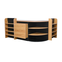 Comptoir de magasin en bois à la vente, design de comptoir de magasin, meuble de comptoir