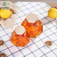 Grosir 220ml 380ml Hexagon Food Grade kaca madu toples dengan tutup kayu dan Dipper