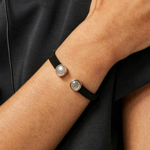 Pulsera de malla con diseño de oso, brazalete abierto chapado con extremos de oso para mujer, joyería de moda impermeable - Product Image 3