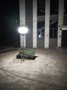 Tour d'<span class=keywords><strong>éclairage</strong></span> portable LUDWIG 4,5 m 240 W à LED, alimentée par batterie, avec trépied et ballon lumineux pour <span class=keywords><strong>éclairage</strong></span> extérieur - Product Image 6