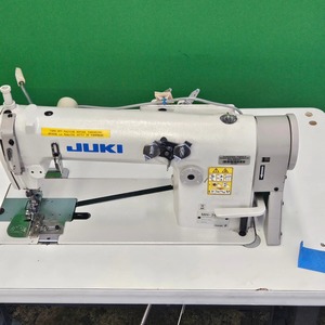 Machine à coudre industrielle MH380 à 3 aiguilles, moteur haute vitesse, pour textiles, cuir et tissus d'ameublement, enfilage facile, faible vibration, économe en énergie - Product Image 4