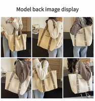 Tas Kanvas Katun 16oz dengan Pegangan Cetak Huruf Ramah Lingkungan Kapasitas Besar Tas Jinjing Modis untuk Wanita Logo Kustom