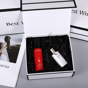 Boîte cadeau en papier pour vêtements, boîte cadeau en papier pour expédition, boîte cadeau en papier ondulé avec impression personnalisée - Product Image 5