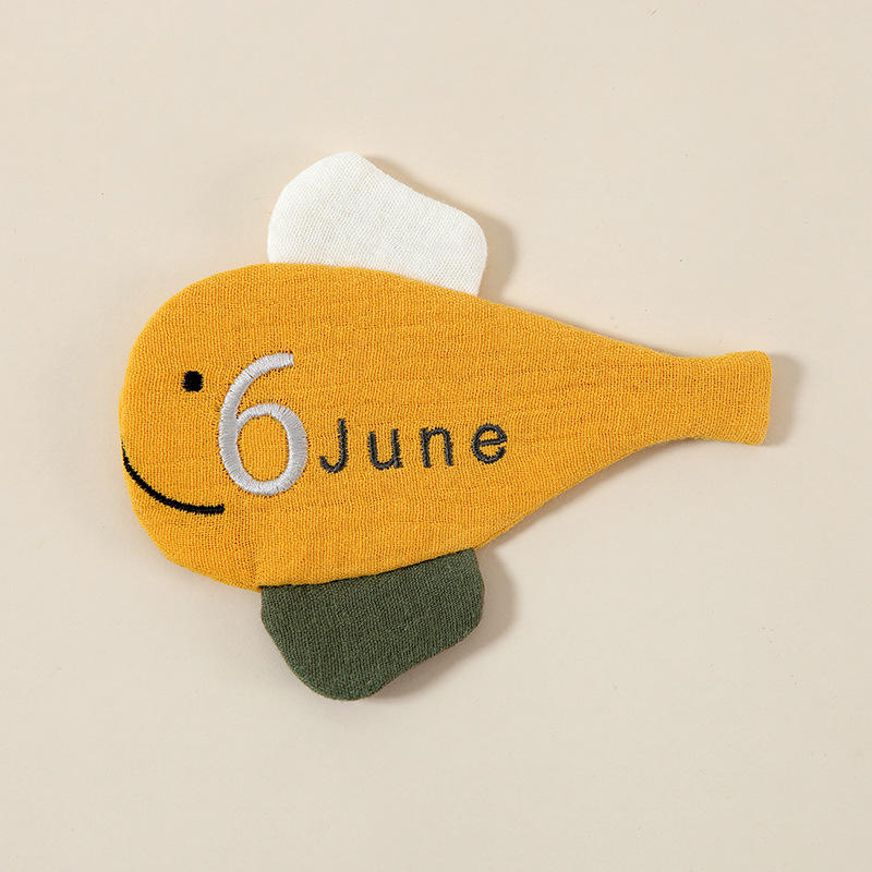 สีเหลือง (บัตรความรู้เดือน)