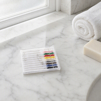 Kit de couture jetable pour hôtel, 10 fils avec aiguilles et boutons, dans une boîte en plastique pour chambre d'hôtes - Vente en gros