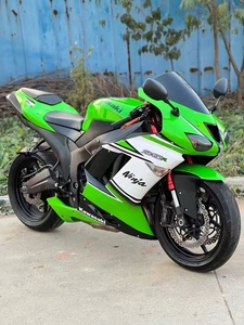 KZG Vente en gros de motos d'occasion ZX-6R 636cc, Supersport bimode, homologuées route et capable de course sur circuit, à essence - Product Image 5
