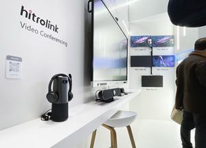 Système <span class=keywords><strong>de</strong></span> vidéoconférence USB HITROLINK HD 1080P portable tout-<span class=keywords><strong>en</strong></span>-un ultra grand angle <span class=keywords><strong>en</strong></span> plastique, acier et aluminium à mise au point fixe pour diffusion <span class=keywords><strong>en</strong></span> direct - Product Image 6