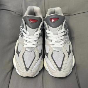 9060 Designer Customized Luxury Outdoor Sports Shoes Casual Retro Anti-Slip Cushioning <b>Running</b> Shoes All Seasons Fashion Trend - Product Image 1