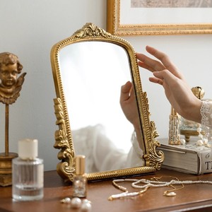 Miroir de maquillage rétro sculpté sur table, cadre en résine, miroir de vanité vintage doré pour la chambre à coucher, décoration intérieure - Product Image 2