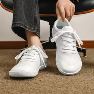 Zapatillas deportivas de malla transpirable para hombre, de talla grande, con cordones, punta ancha, estilo casual y moderno, ideales para el verano. - Product Image 3