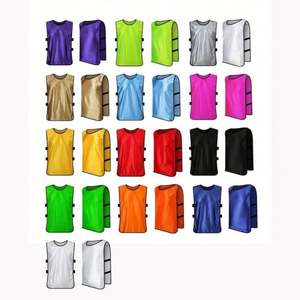 Chaleco de entrenamiento de fútbol de 13 colores con eslogan de equipo Baberos convenientes para entrenamiento deportivo - Product Image 5