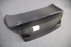 Per Infiniti G37 Berlina 4 Porte 08-13, Portellone Posteriore in Stile TF in Carbonio con Foro per Telecamera e Foro per Pulsante Apertura <span class=keywords><strong>Bagagliaio</strong></span> - Product Image 5