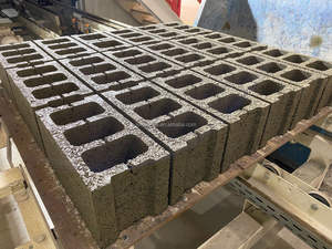 Prix d'usine Machine de fabrication de briques durcies au laser Conception de machines à moules Beton à vendre Moules à blocs de béton Moule à briques - Product Image 4