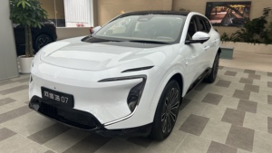 2026 Avita Avatr 07 SUV électrique intermédiaire 4x4, véhicule électrique à énergie nouvelle, véhicule intelligent de luxe, autonomie 601-700 km, 5 portes, Chine - Product Image 2