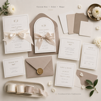 Ensemble d'invitations de mariage personnalisées minimalistes de luxe, carte ivoire avec nœud papillon, enveloppe taupe et RSVP assorti