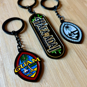 Venta al por mayor de fábrica: Colgantes de Guam, Llaveros de acero inoxidable 316L con sello tribal, Llaveros personalizados de <span class=keywords><strong>Hafa</strong></span> Adai con esmalte - Product Image 1