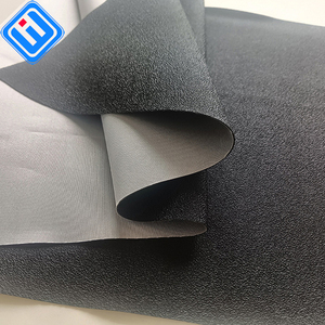 Cuero Sintético Automotriz con Textura Antideslizante, Tela de Tapicería para Asientos de Auto y Cojines de Motocicleta, Disponible en Stock - Product Image 2
