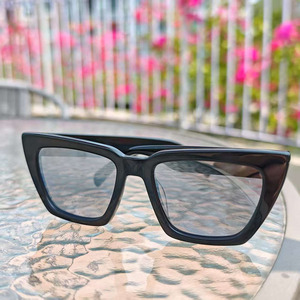 Gafas de Sol Cat Eye con Armazón de Acetato, Recubrimiento ARG, Protección UV400, Gafas de Moda - Product Image 1