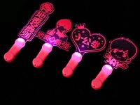 Bâton lumineux KPOP Bangtan Boys personnalisé en 7 couleurs, bâton fluorescent acrylique clignotant, bâton lumineux avec image de personnage de dessin animé pour concert