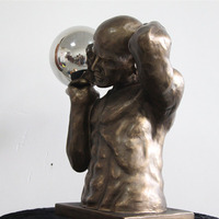 Statue d'hommes musclée taille de vie en résine Bronze, sculpture masculine, jardin, extérieur