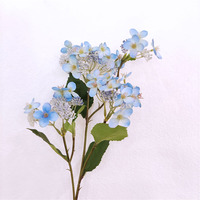 Desain Baru Bunga Hydrangea Buatan Tangan Realistis dari Sutra Buatan yang Lembut untuk Dekorasi Rumah Modern.