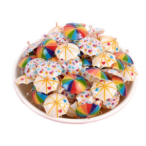 Pendientes de Resina con Diseño de Paraguas Miniatura Kawaii para el Verano - Product Image 3