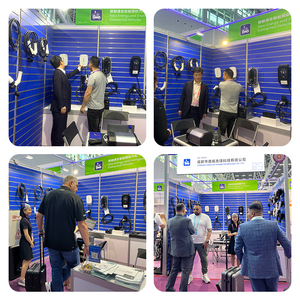 ฝาครอบกระบะท้ายรถกระบะโตโยต้า ไฮลักซ์ รุ่น Conquest ยี่ห้อ YTPIONEER ทำจากอลูมิเนียมแบบแข็งพับเก็บได้ - Product Image 4