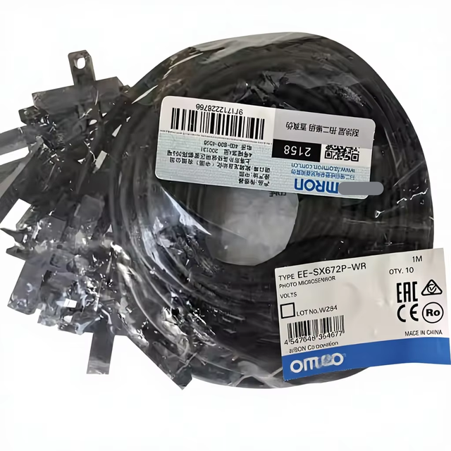 Original Omrons EE-SX672P Photo Interrupter Sensor 5mm Slot Width Dark ON Light ON Selectable PNP 50mA 5-24VDC with Connector