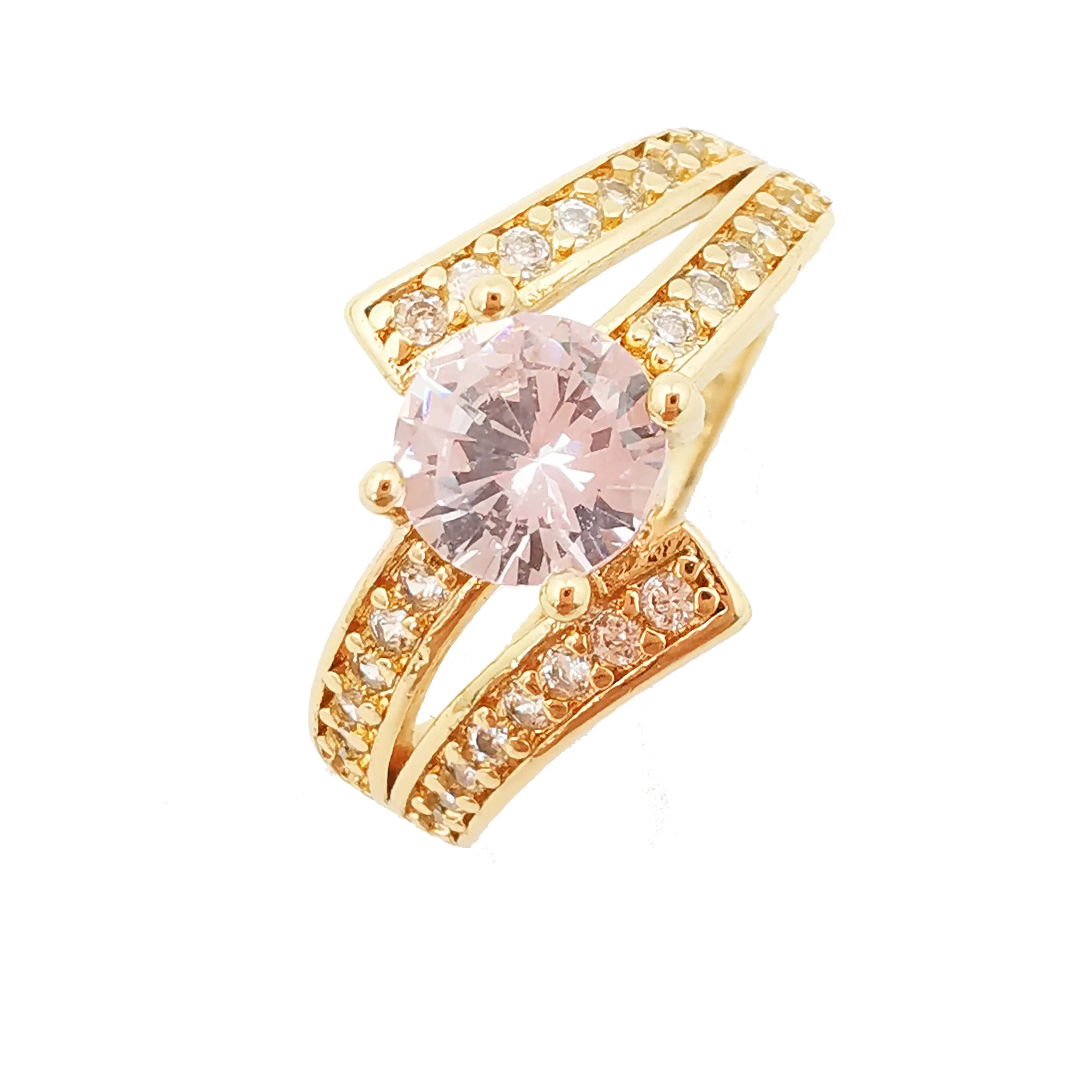 Custom Copper Zircon Gold Plated Rings Trendy Jewelry White Diamond Ring Lady Rings