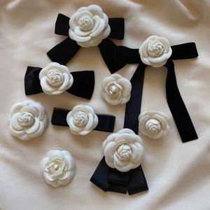 时尚饰品高档手工山茶花胸针蝴蝶结花Cc女礼帽胸针 - Product Image 2