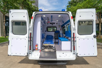 Ambulance de Secours d'Urgence Personnalisée JMC 2026 – Options Diesel/Essence, Transmission Manuelle, État Neuf