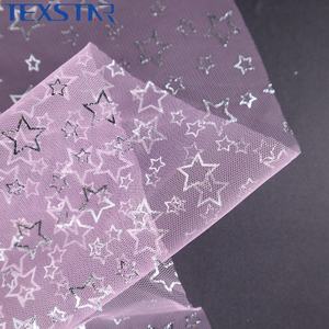 Tissu en <span class=keywords><strong>tulle</strong></span> à paillettes brillantes de couleurs personnalisées pour la <span class=keywords><strong>couture</strong></span>, l'artisanat, la jupe <span class=keywords><strong>tutu</strong></span>, le nœud, la décoration de fête - Product Image 3