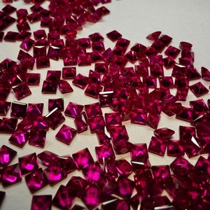 Synthetic Red Corundum Pear Cut Teardrop Shape Polished For Jewelry Making - Product Image 2