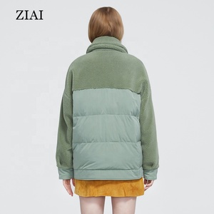 Prix d'usine Vente en gros <span class=keywords><strong>Manteau</strong></span> parka <span class=keywords><strong>matelassé</strong></span> de couleur contrastée Veste bouffante pour femme <span class=keywords><strong>Manteau</strong></span> <span class=keywords><strong>matelassé</strong></span> patchwork en laine de mouton verte - Product Image 3