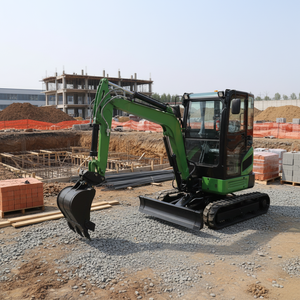 รถขุดขนาดเล็ก 3000 กก. พร้อมบุ้งกี๋เปลี่ยนเร็ว ช่วยประหยัดแรงงานและเพิ่มประสิทธิภาพการก่อสร้าง - Product Image 1