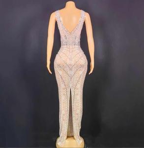 Vestidos de Fiesta Largos de Noche con Espalda Descubierta, Diseño Floral de Malla, Cristales Brillantes y Perlas en 3D, Estilo Crepé Recto Personalizado MF - Product Image 3