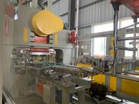 Machine de fabrication automatique de boîtes en fer blanc 2 pièces Ligne de produits pour crème en cuir Conteneur de cirage pour chaussures Emballage pour poisson, thon, sardine