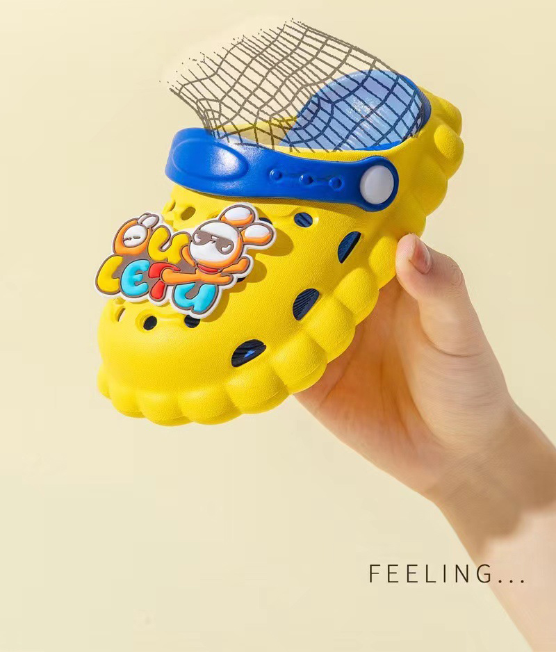Cute Kids Slippers Clogs EVA Garden Beach Shoes Sandals Children Outdoor Slippers