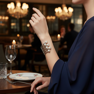 Braccialetti e braccialetti di perle con cerniera color oro - Product Image 3