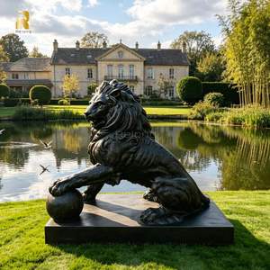 Estatuas de León de Bronce de Tamaño Real RELONG con Bola, Personalizables, Decoración para Jardín o Parque al Aire Libre, en Venta - Product Image 1