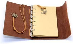 Diario grabado de cuero hecho a mano diseño retro Carpeta de viajero pirata diario de viaje regalo de San Valentín para él y ella - Product Image 4