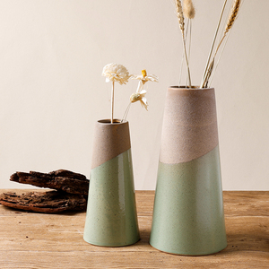 Best Holiday Gift Basket Ideas with Ceramic Vases for 2024